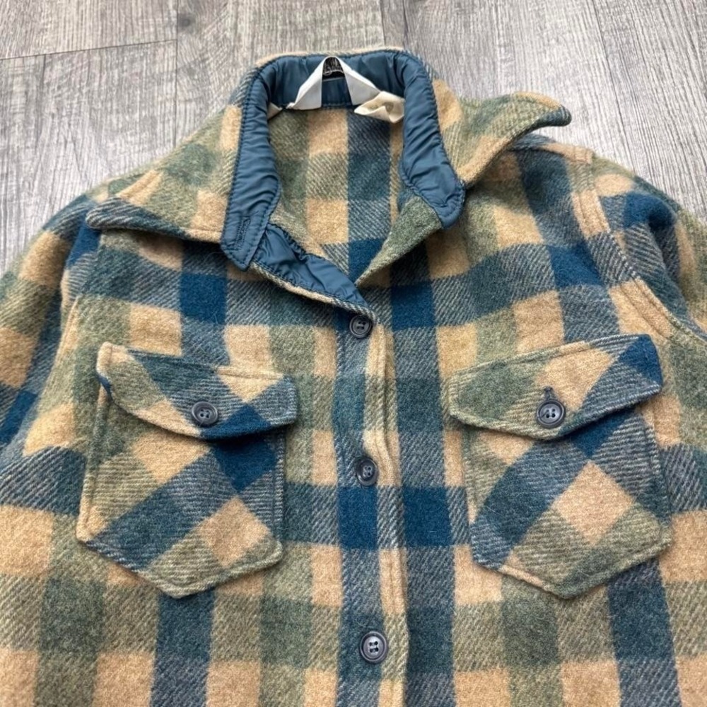 Vintage Woolrich Plaid Wool Button Shirt Sz 10 - Picture 5 of 7
